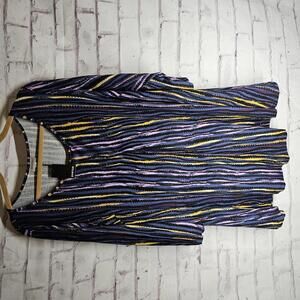 NWT Avenue Striped Top Size 20